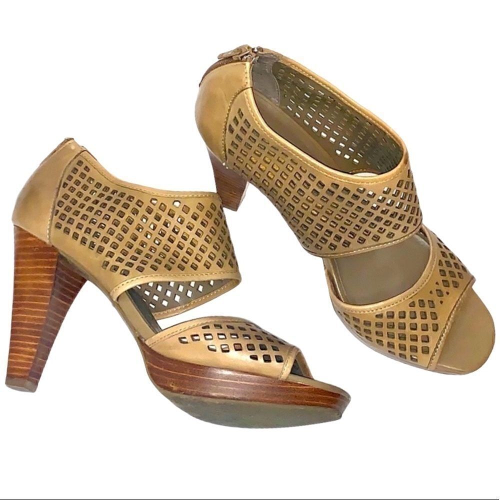 Franco Sarto Mesh leather heels